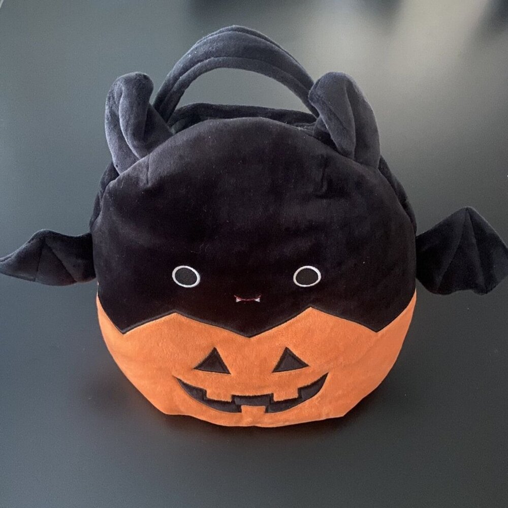 Squishmallows Halloween Treat Pail (Bat/Pumpkin)